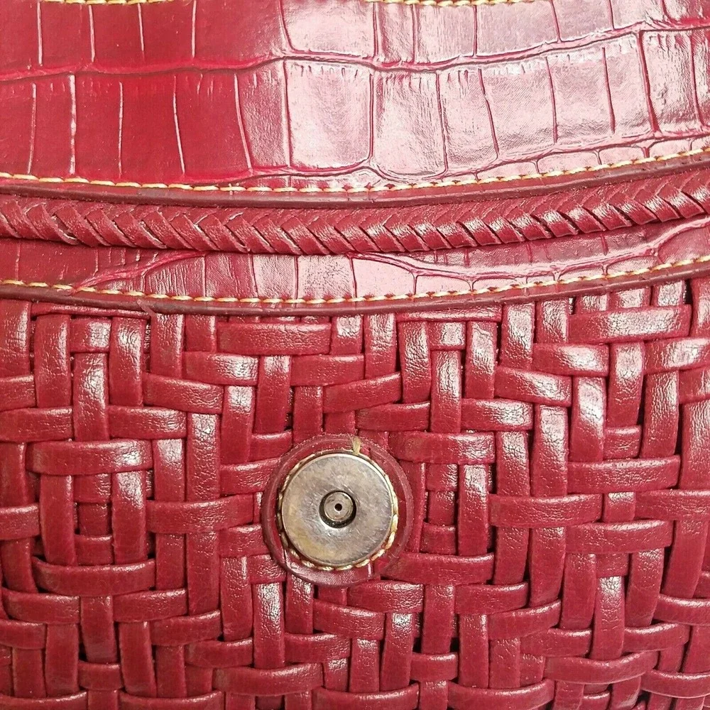 Coldwater Creek‎ Handbag Purse Red Woven Croc Emboss Faux Leather Magnetic Snap